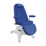 POLTRONA MULTIFUNZIONE ELETTRICA - CON RUOTE – 3 SEZIONI – 4 MOTORI - (BLU - LARGHEZZA 60 CM) CON POGGIA TESTA - H SEDUTA: 52 A 92 CM - POSIZIONE DI TRENDELENBURG FINO A 15° - COMPLETA DI PORTAROTOLO E PORTA TELECOMANDO - IN ECOPELLE - PORTATA MAX 200 KG