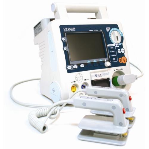 DEFIBRILLATORE AED CU-HD1 (ECG) CON: ECG 3 LEAD - DEFIBRILLAZIONE AED E MODALITA' MANUALE - INDICAZIONI VOCALI - DI FASCIA ALTA PER USO OSPEDALIERO
