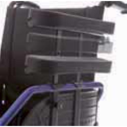 ESCAPE LX - CARROZZINA ELETTRICA (Seduta 46 cm) LEGGERA IN ALLUMINIO - SENZA LUCI - PORTATA MAX 135 kg - BRACCIOLI REGOLABILI, RIBALTABILI ED ESTRAIBILI - PEDANE REGOLABILI E RIBALTABILI