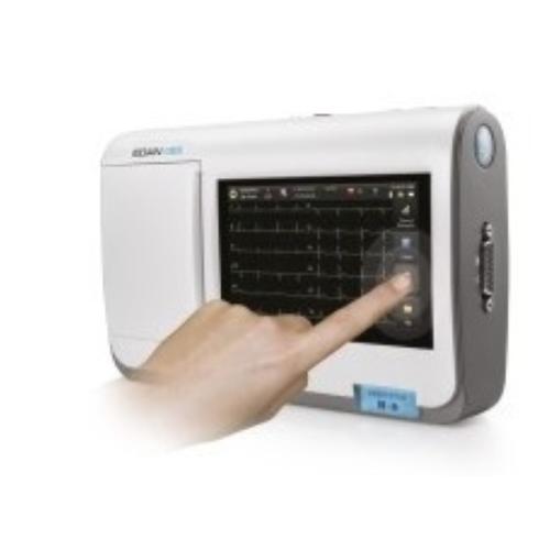 ELETTROCARDIOGRAFO A 3 CANALI (Display touch screen) - stampante termica incorporata - stampa esterna tramite porta USB - estensione memoria con USB flash disk o micro SD - memorizza fino a 500 registrazioni - peso 1 kg (batteria e carta escluse)