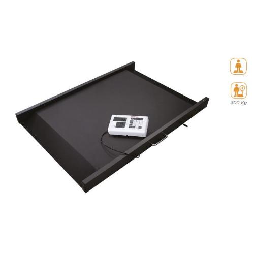 BILANCIA PESAPERSONE A PIATTAFORMA PER CARROZZINE – USO PROFESSIONALE - Portata max: 300 Kg - Struttura acciaio - LCD da 1" a 5 cifre - Tara, On, Off, 0, Invio dati, Hold, BMI - Trasferimento dati tramite USB