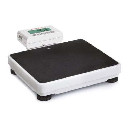 BILANCIA PESAPERSONE PORTATILE – Uso professionale – Display collegabile alla rete e al PC - Portata max: 300 Kg - Base in alluminio, pedana antiscivolo - Tara, On, Off, 0, Invio dati, Hold, BMI, BSA - Trasferimento dati USB con Smart Data Manager