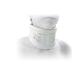 Collare cervicale rigido tipo Schanz senza mentoniera, taglia S, lunghezza regolabile 35-40 cm, altezza 9,5 cm, in poliestere e vinile, struttura in poliestere e vinile, regolabile in altezza e lunghezza con chiusura in velcro, fori per la traspirazione.