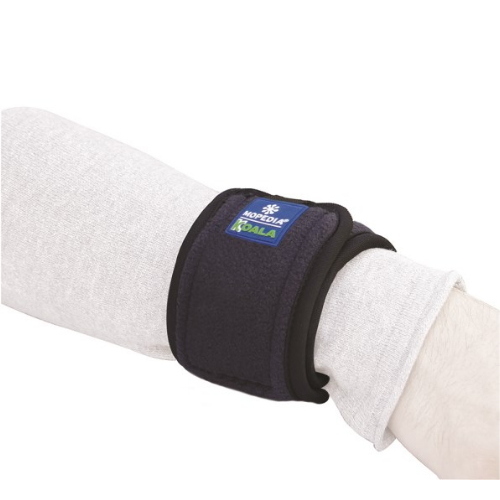 Fascia fermapolso imbottita per contenimento del polso su carrozzina o sedia comoda, chiusura regolabile a velcro, nastro di fissaggio alla carrozzina. Misura unica 35x8 cm, tessuto imbottito, misura unica: 35 x 8 cm, fascia in tessuto imbottito.