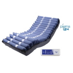Piuma Up 4 - Kit antidecubito a ciclo alternato con compressore digitale: materasso a 20 elementi in Nylon+PVC, tecnologia CELL-ON-CELL, tempo di ciclo regolabile, indicato per la prevenzione e il trattamento delle piaghe da decubito fino al IV stadio.