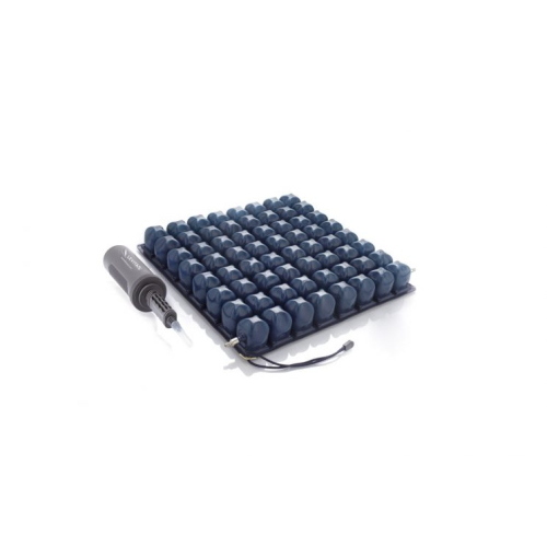 Cuscino a bolle d'aria a microinterscambio in PVC, 46 x 40 cm, altezza 6 cm, con pompa per il gonfiaggio e fodera elastica impermeabile antibatterica.
