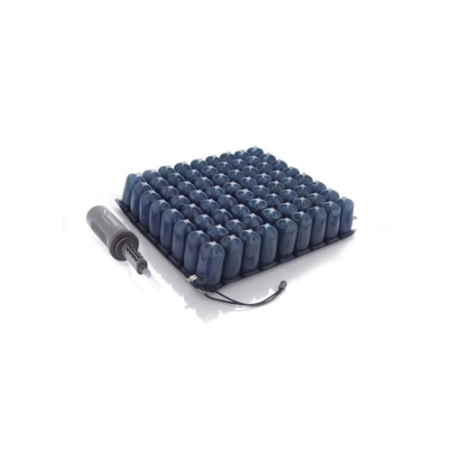 Cuscino a bolle d'aria a microinterscambio in PVC, 36 x 36 cm, altezza 6 cm, con pompa per il gonfiaggio e fodera elastica impermeabile antibatterica.