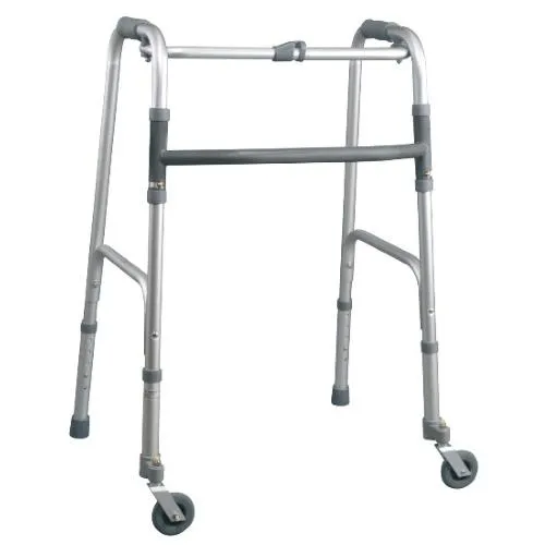 DEAMBULATORE PIEGHEVOLE CON 2 RUOTE PIROETTANTI AUTOBLOCCANTI - ALTEZZA REGOLABILE 82-99 cm - PORTATA MAX 130 kg - 2 RUOTE PIROETTANTI E 2 PUNTALI - MANOPOLE IMBOTTITE - CON PULSANTE - IN ALLUMINIO