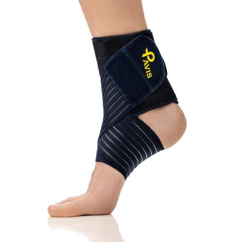 Cavigliera Elastica con Bendaggio a 8 - UNICA - Colore blu: Banda elastica funzionale che riproduce il classico bendaggio ad 8, regolabile con velcro, stabilizzazione dell’articolazione medio-forte, limita un’eccessiva abduzione/adduzione della caviglia.