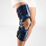 MOS-Genu Short Bauerfeind Taglia 1 (largh. ginocchio 85-95 mm) - Versione Destro - Colore Blu: ortesi articolata per correzione varismo/valgismo fino a 12 gradi, post-chirurgica o conservativa.