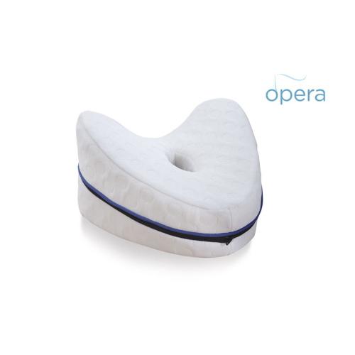 Cuscino gambe-ginocchia sagomato in memory foam, L 27x12x28 cm, rivestimento in poliestere sfoderabile e lavabile, forma sagomata per gambe e ginocchia, dimensioni: L 27 x P 12 x H 28 cm, rivestimento sfoderabile, interno in memory foam stampata.